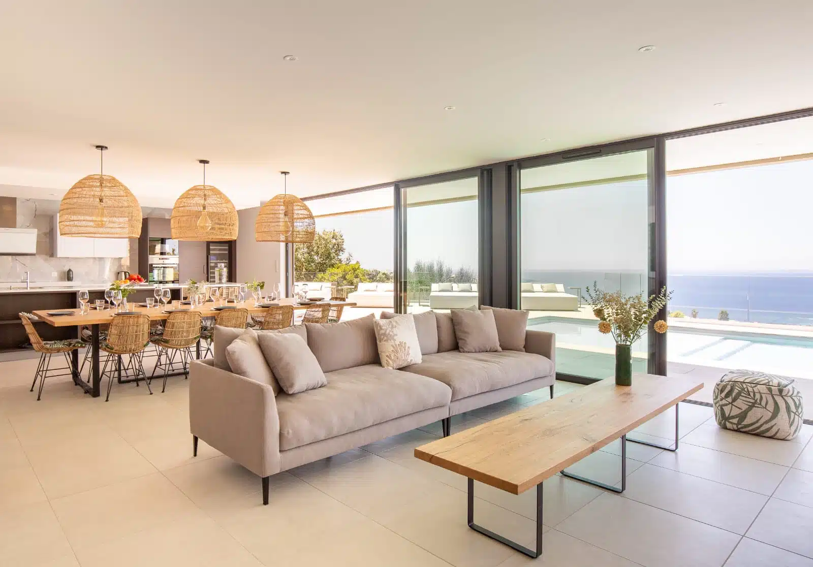 046f04ad 9701 46ba adcd ce45c6c211b3.jpg