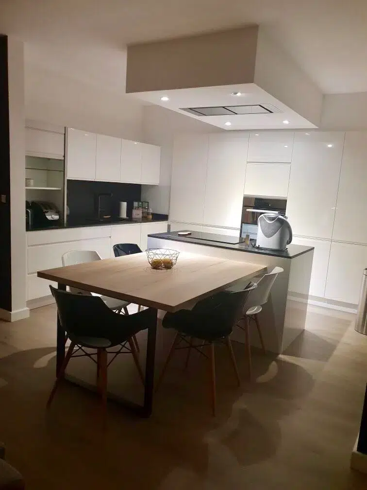 68825285 1160944987424399 8884895456782450688 n.jpeg